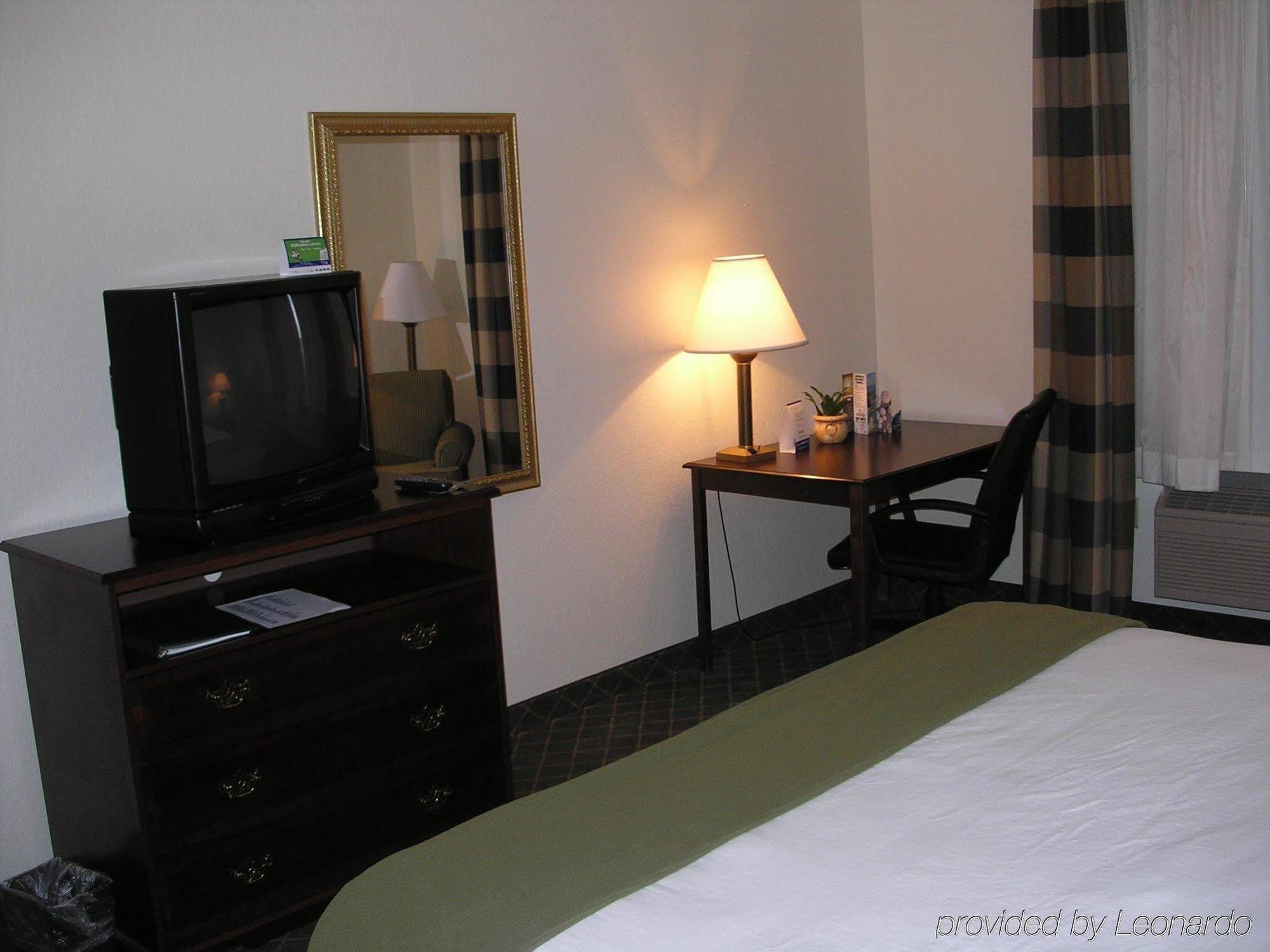 Ruskin Inn Tampa-Sun City Center Bilik gambar